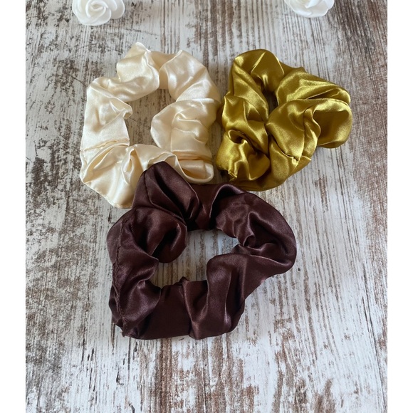 Brand new Tom Ford exclusive bundle - Picture 5 of 6